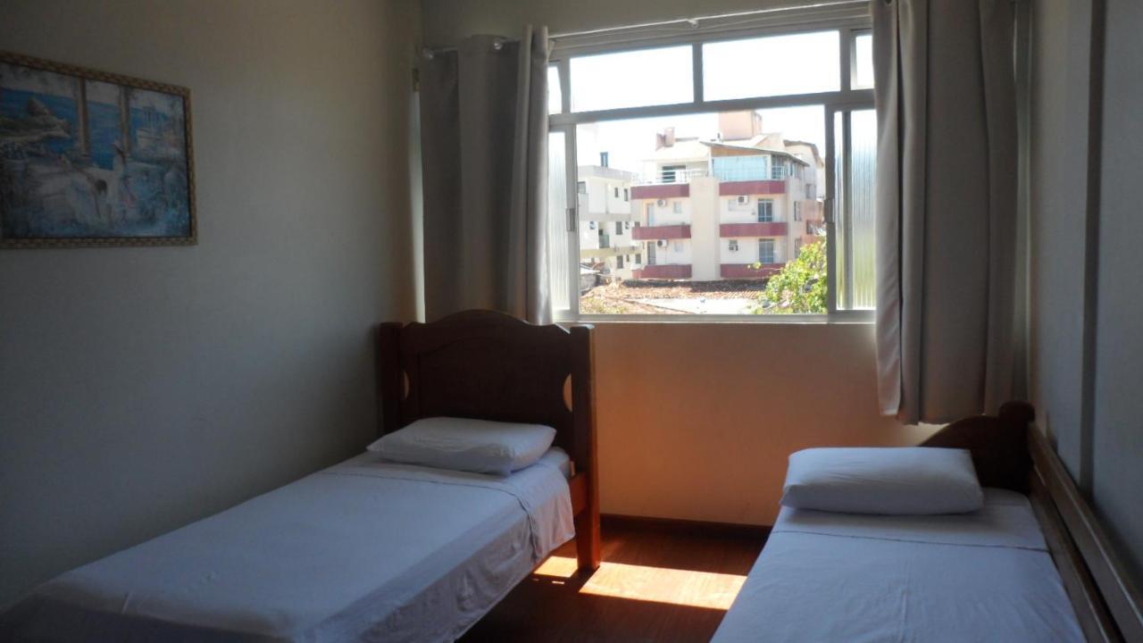 Apartment La *